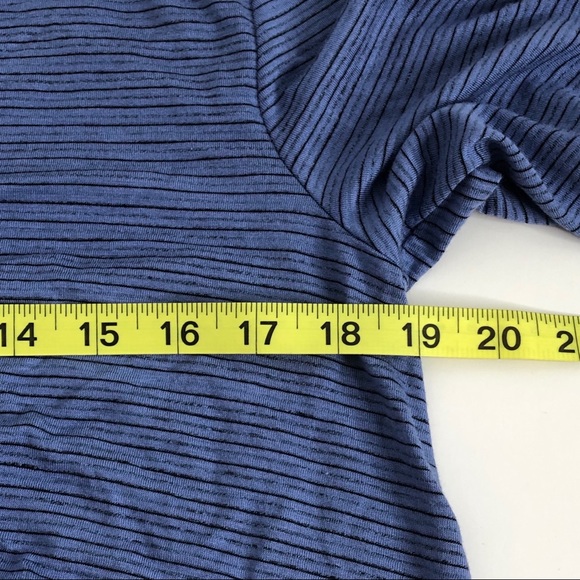 Everleigh Stripped Blue Cropped Tie Top S NWT - Picture 8 of 10